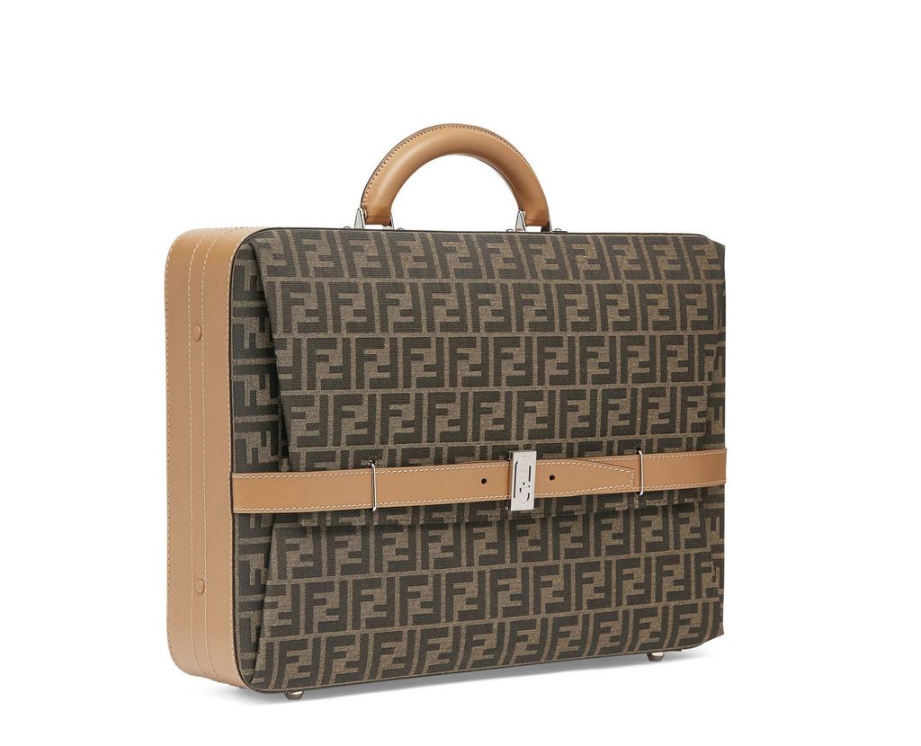 fendi老花双肩包,fendi老花风情