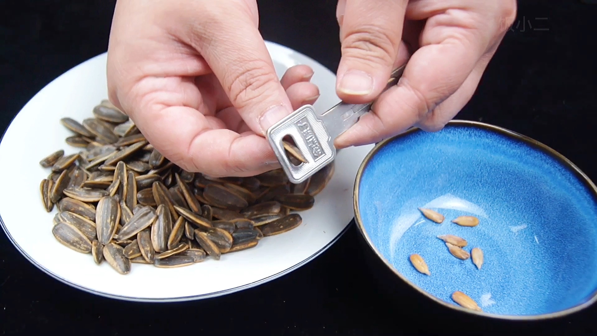 过年吃瓜子皮不用瞎扔了,过年吃瓜子更健康