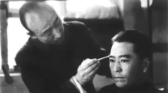 民国第一帅“周恩来”别硬演，有人尴尬凑数，有人爷青回