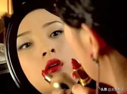 口红钟爱一生,迪奥口红烈焰红唇