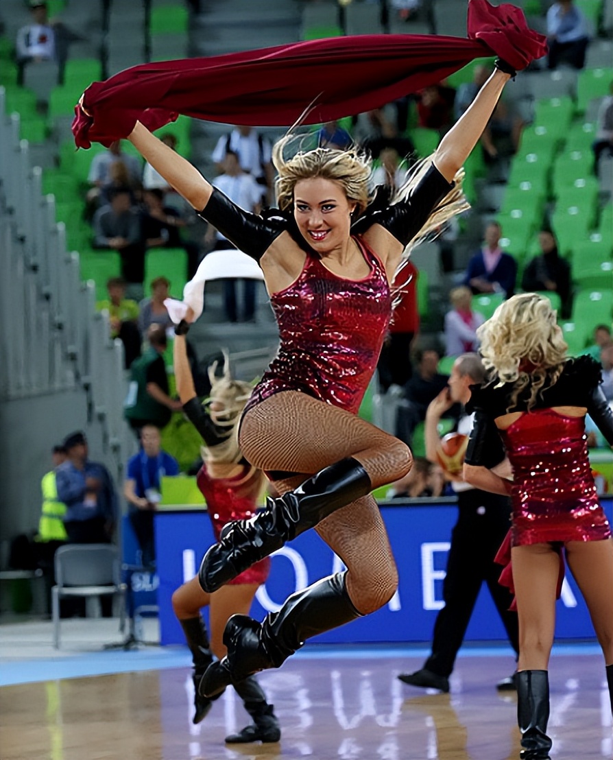 世界杯最牛的啦啦队,最多人的世界杯啦啦队