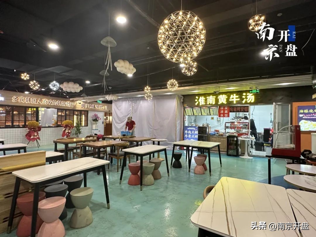 一半被搬空！昔日网红商场正在“老去”