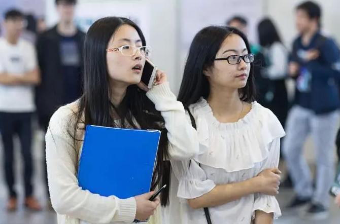 大学生就业协议如果不签能毕业吗,大学应届毕业生签就业协议须慎重