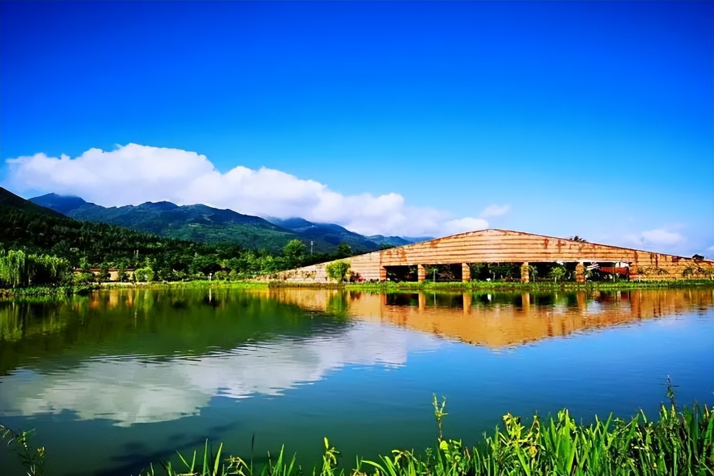 夏天游玩路线,夏天旅游最佳路线推荐