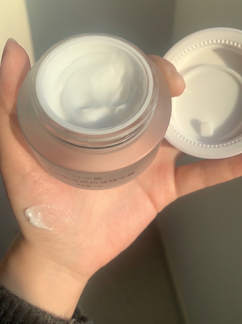 李佳琦推荐的10款面霜究竟好不好用？亲身测试，哪款面霜最适合你