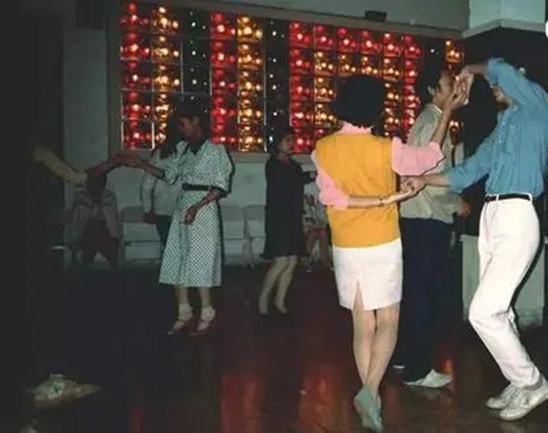 1999年，一名日本富商在北京被抓大喊冤枉，警察：你写句日文看看