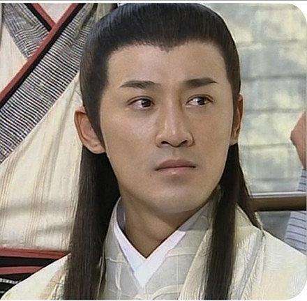 老演员整容脸变形,老年人整容前后照片