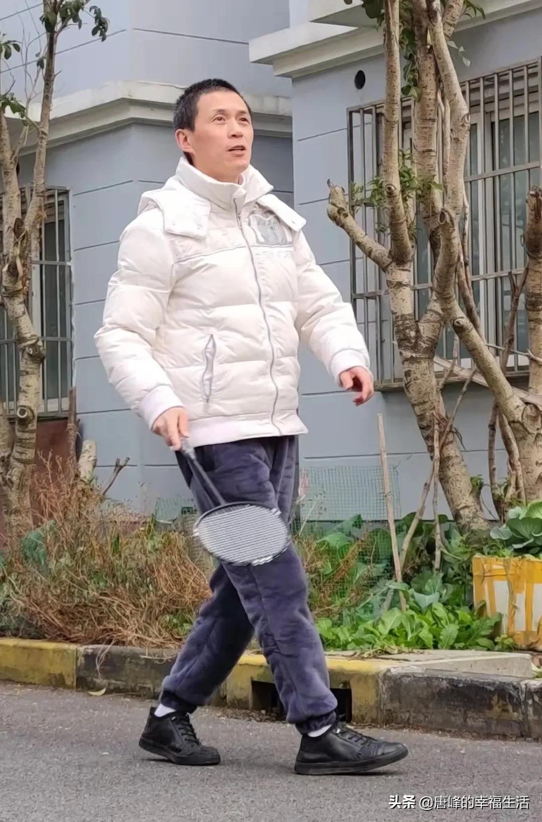 汽车APP上买的羽毛球拍，居然比电商卖的还便宜