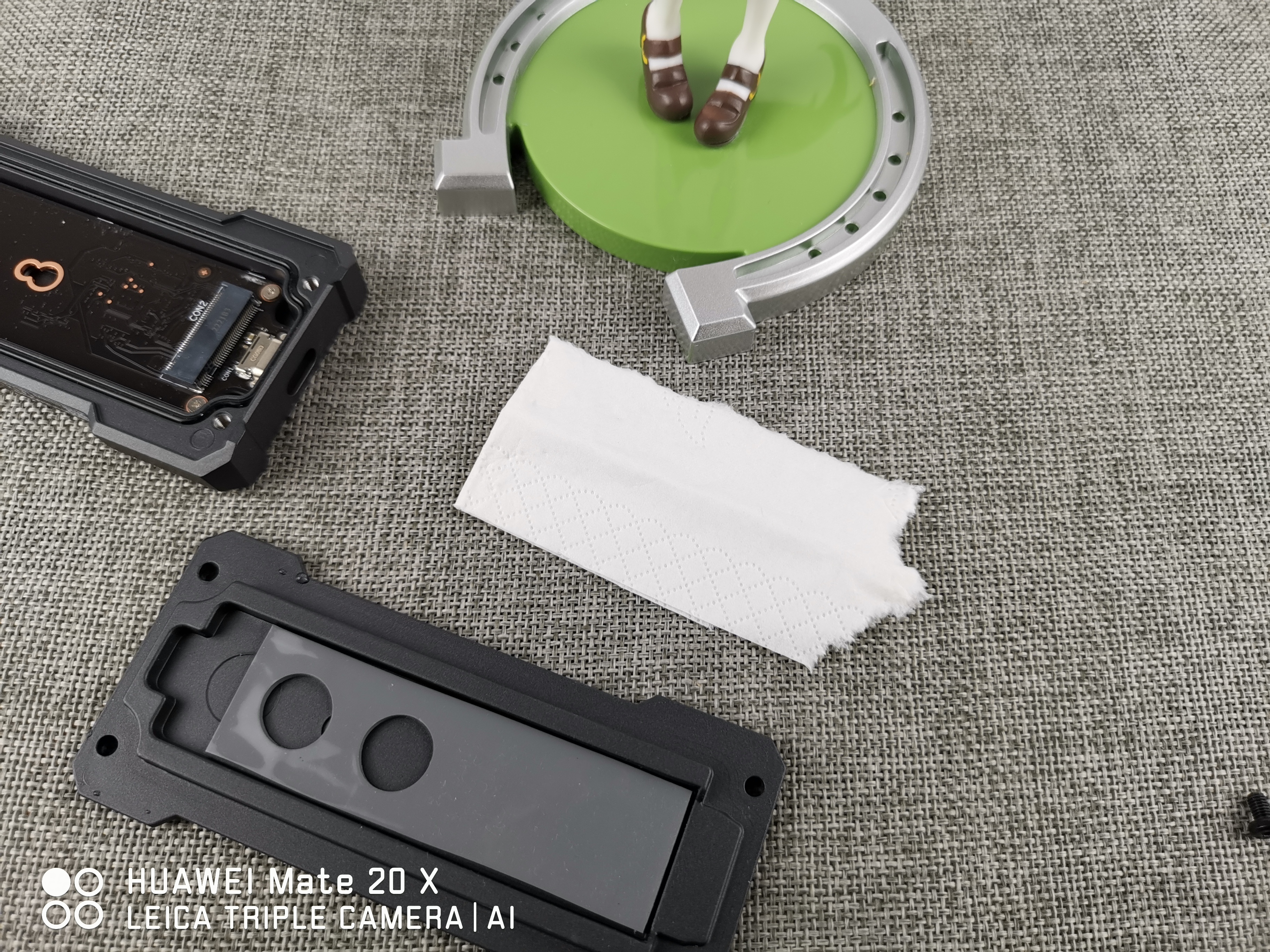 华硕tuf硬盘盒散热怎么样,华硕tuf铠甲固态硬盘盒