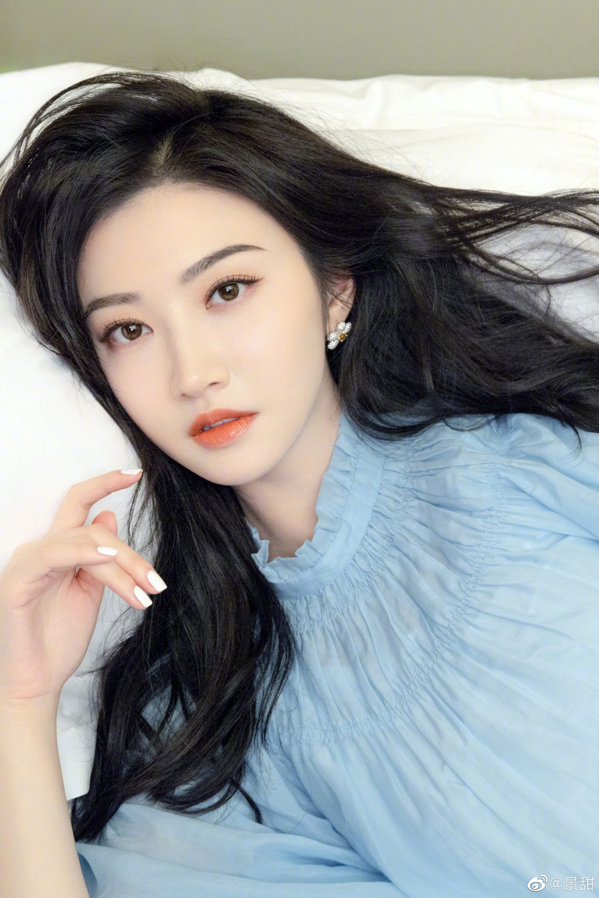 脸蛋白的发光的女星,欧美皮肤很白的女星