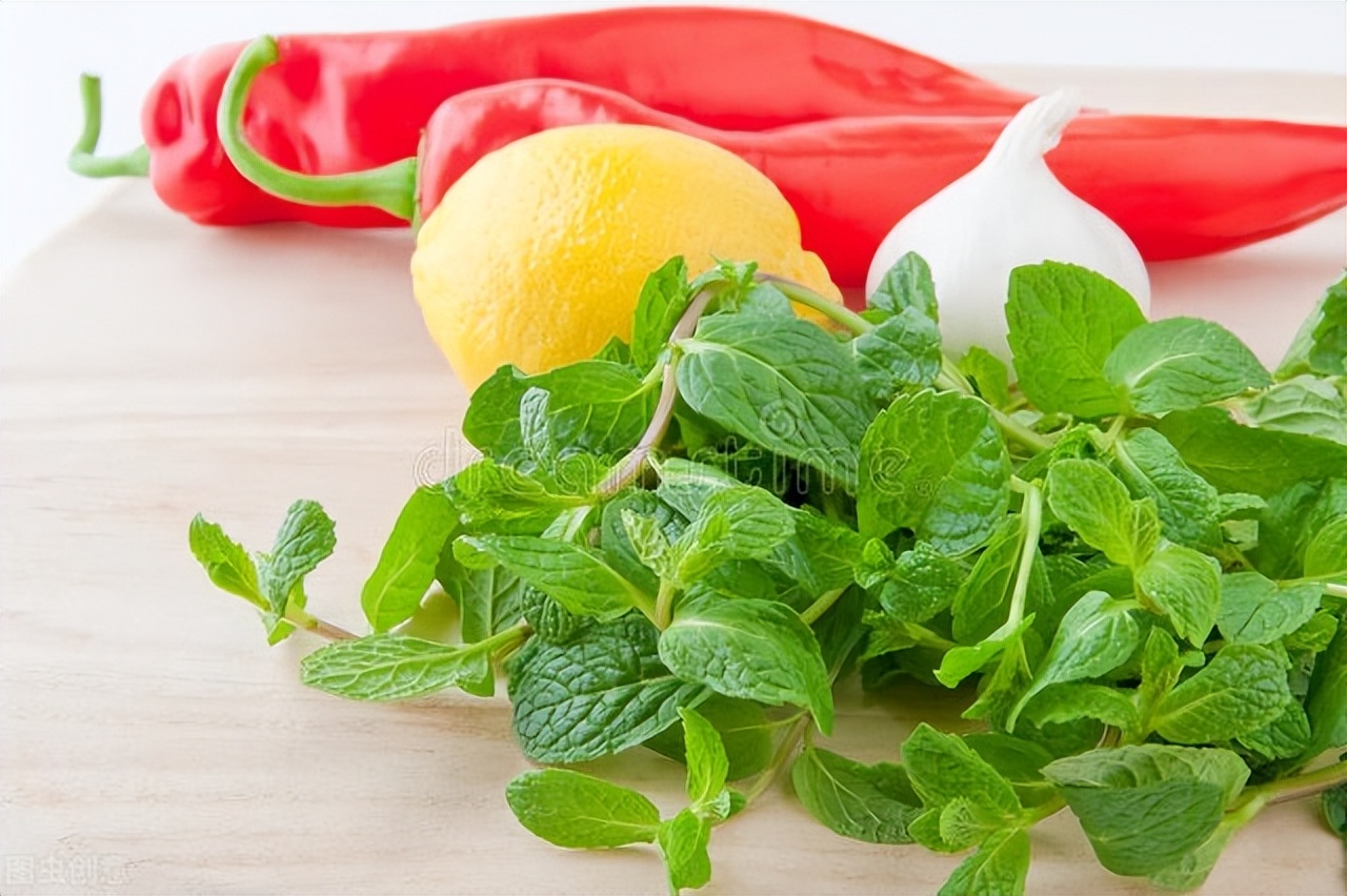 皮肤变白吃什么食物,吃了皮肤会变白的食物