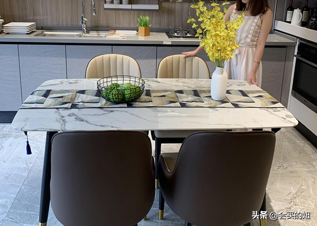 岩板餐桌优缺点,岩板餐桌有什么优缺点