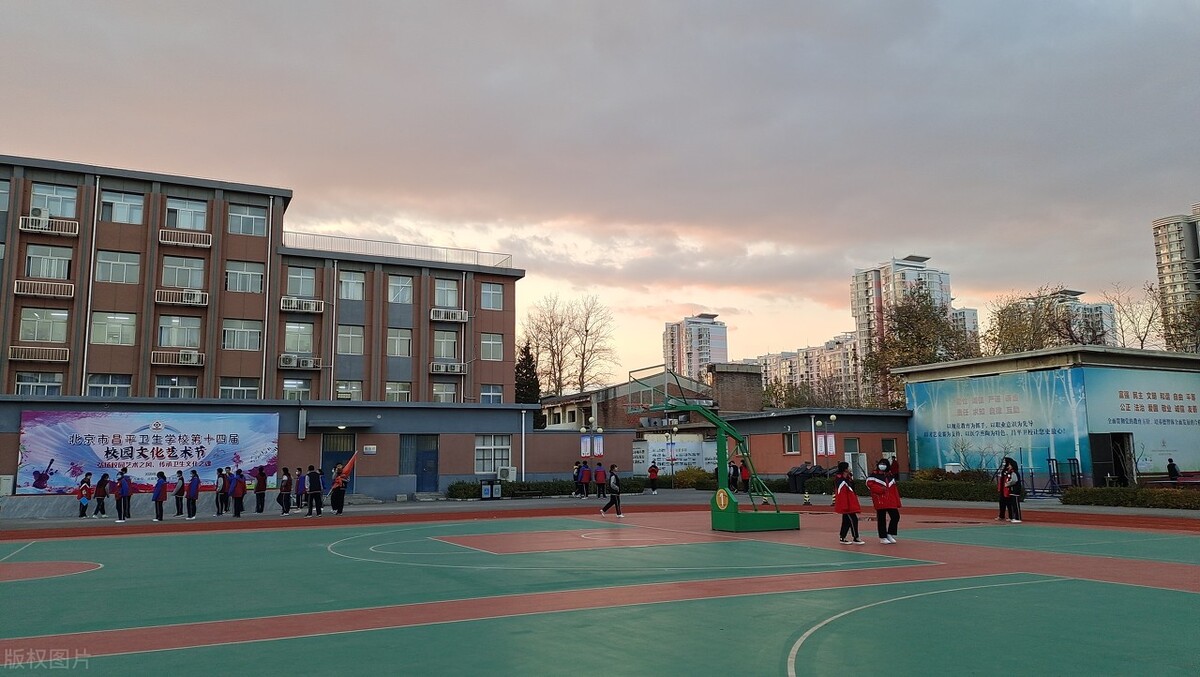 初中毕业上什么中专好,初中毕业生怎么考中专