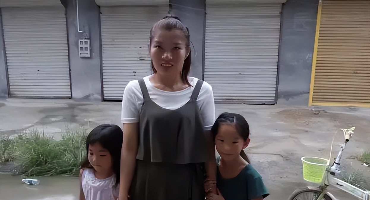 靠卖惨走红的水泥西施现状,水泥西施真实身份揭穿