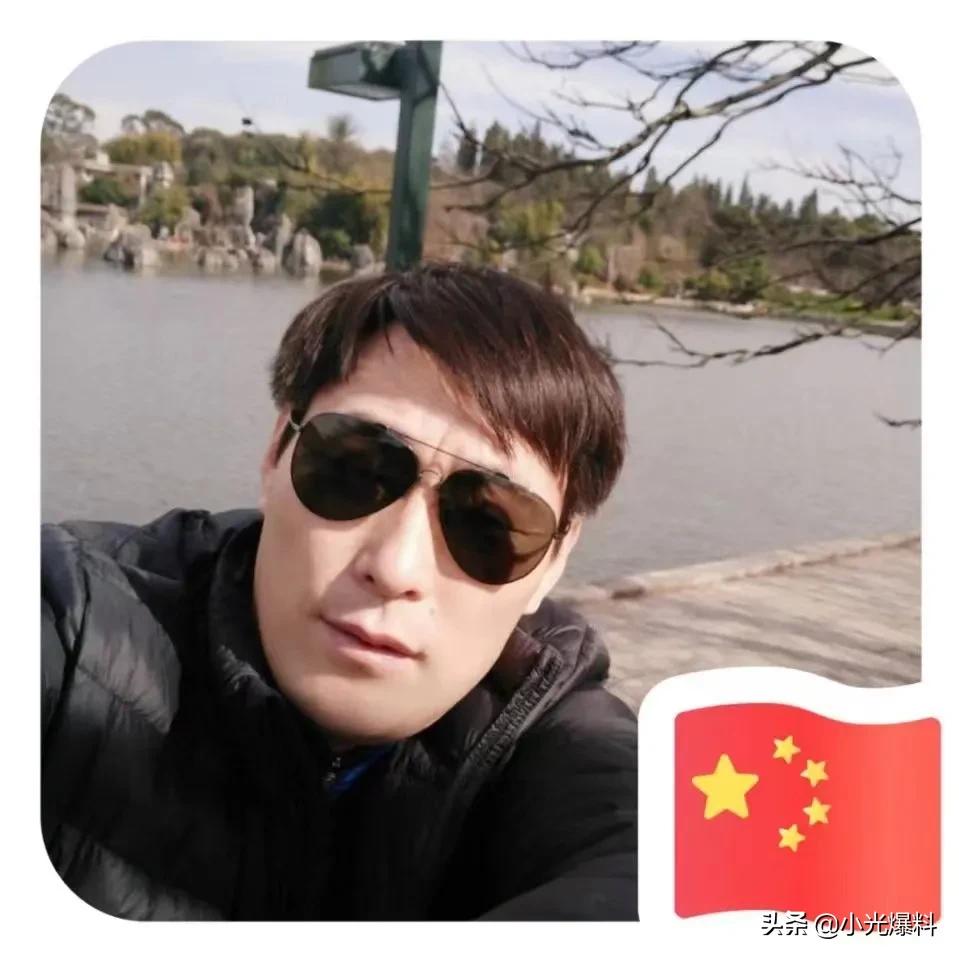 书破遥天字一行——北京理工大学出版社王奇速记