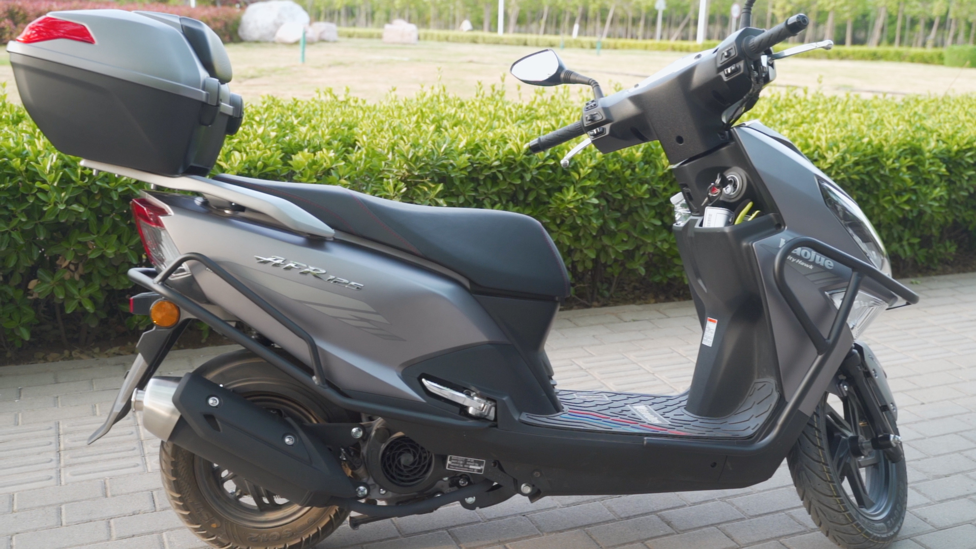 豪爵afr125保养灯怎么消,豪爵afr125厂家一般送几次保养