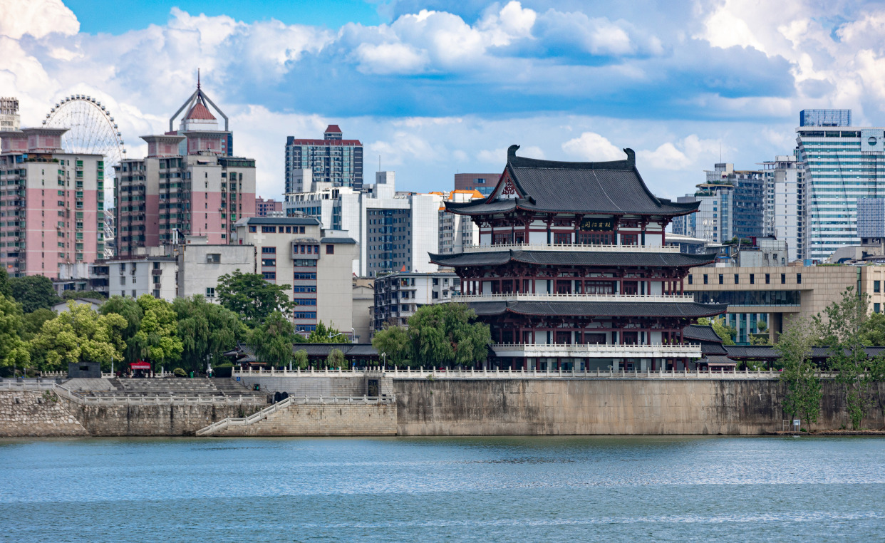 合肥城建和万科哪个好,合肥城建对比无锡