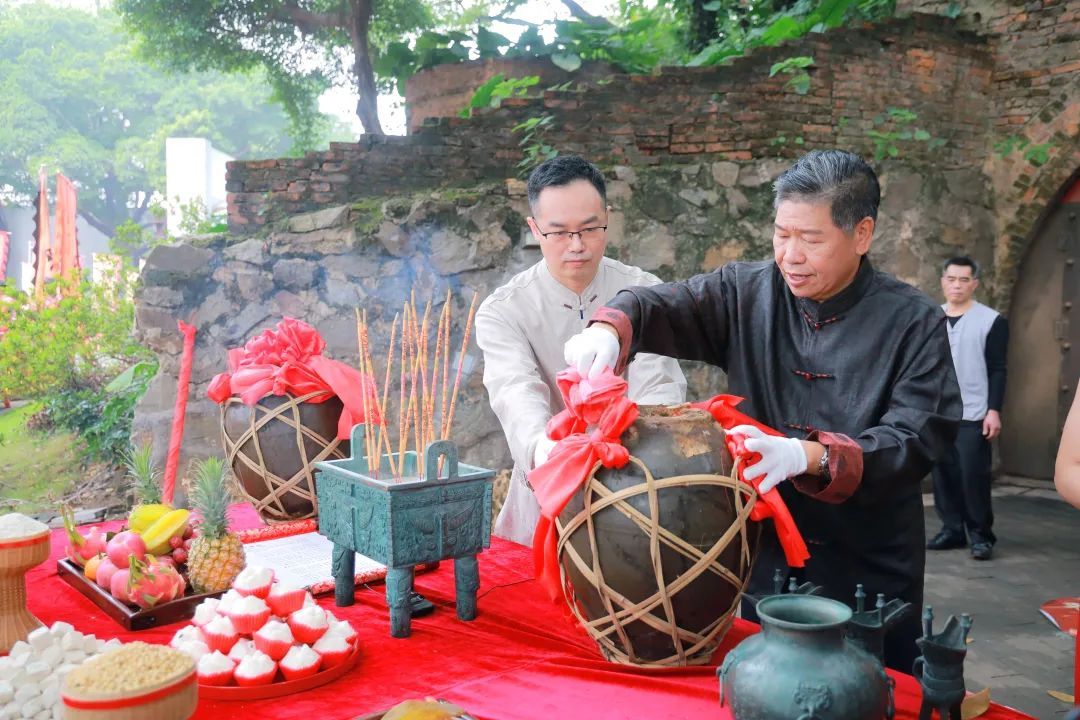 何为开库？193年岭南老酒庄今日领答