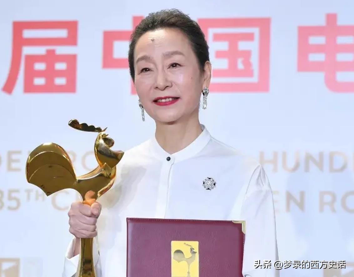 瘦成排骨、整容上瘾、强行装嫩，女明星的畸形审美何时休？