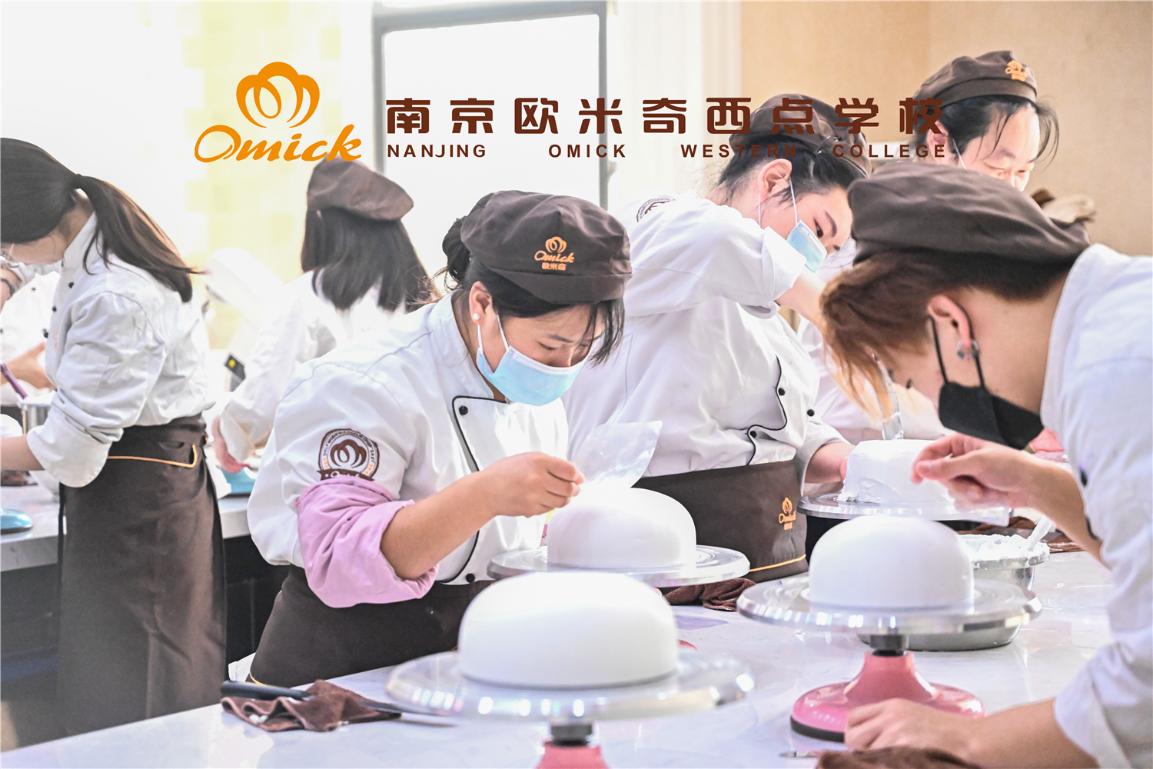 16岁女孩适合学什么技术,现在女孩子学什么技术最好