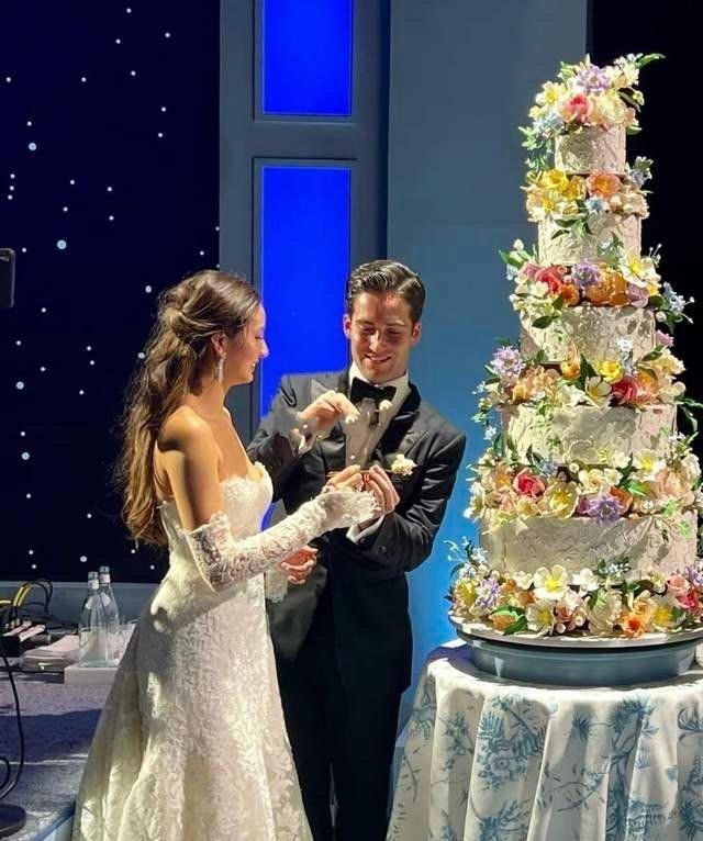 雅诗兰黛的曾孙女,雅诗兰黛和孙女