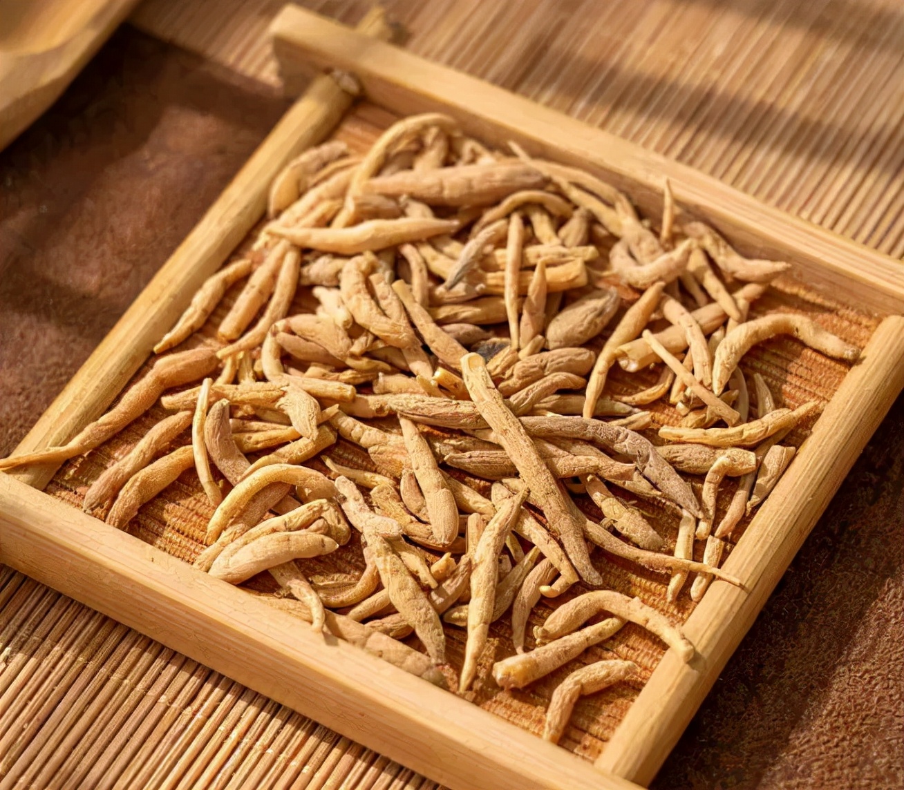 秋燥润肺养脾胃的汤,滋阴润肺的靓汤