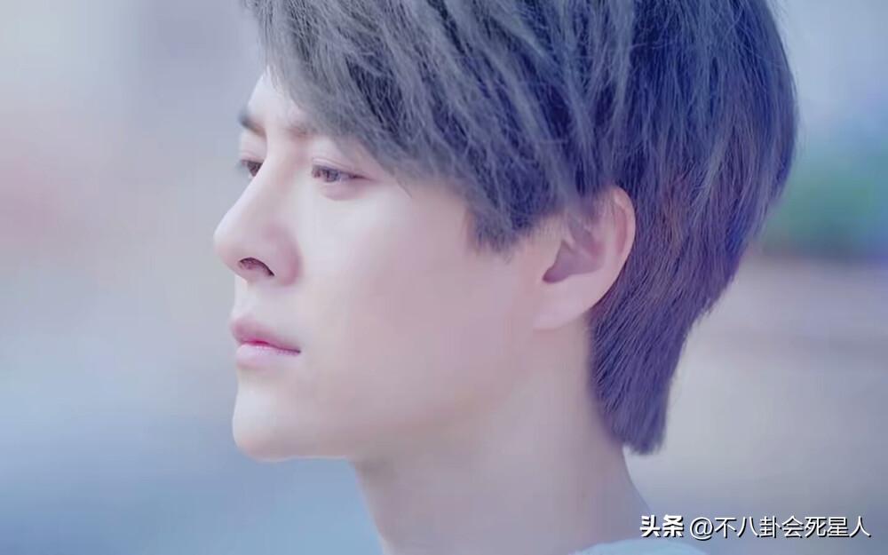 8位冷门冻龄男神,吴卓羲2010最佳男主角视频