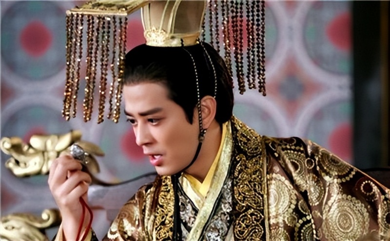 周武帝举办7次佛道辩论，道教一次没赢，灭佛道强迫100万僧侣还俗