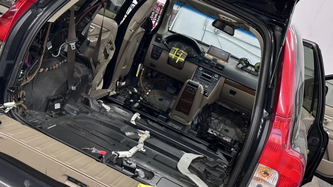 80年沃尔沃xc90出售,08款沃尔沃xc90二手多少钱