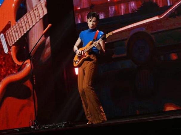 萧敬腾的戏腔能有多惊艳,萧敬腾回应穿衣风格