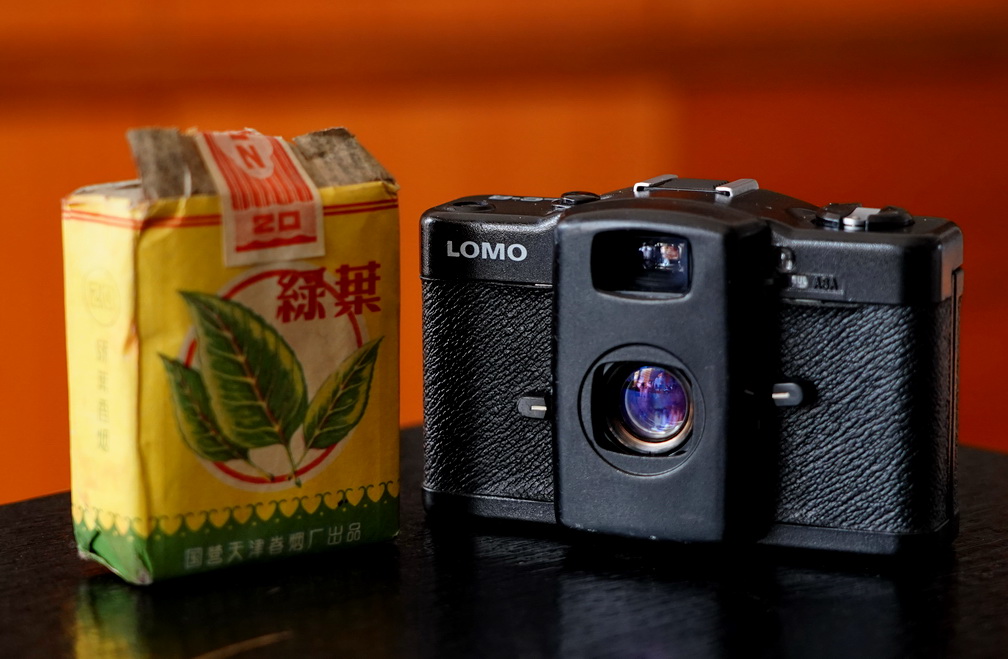 拉玛：一款设计有缺陷的口袋机，竟成前苏联相机中“最亮的仔儿”