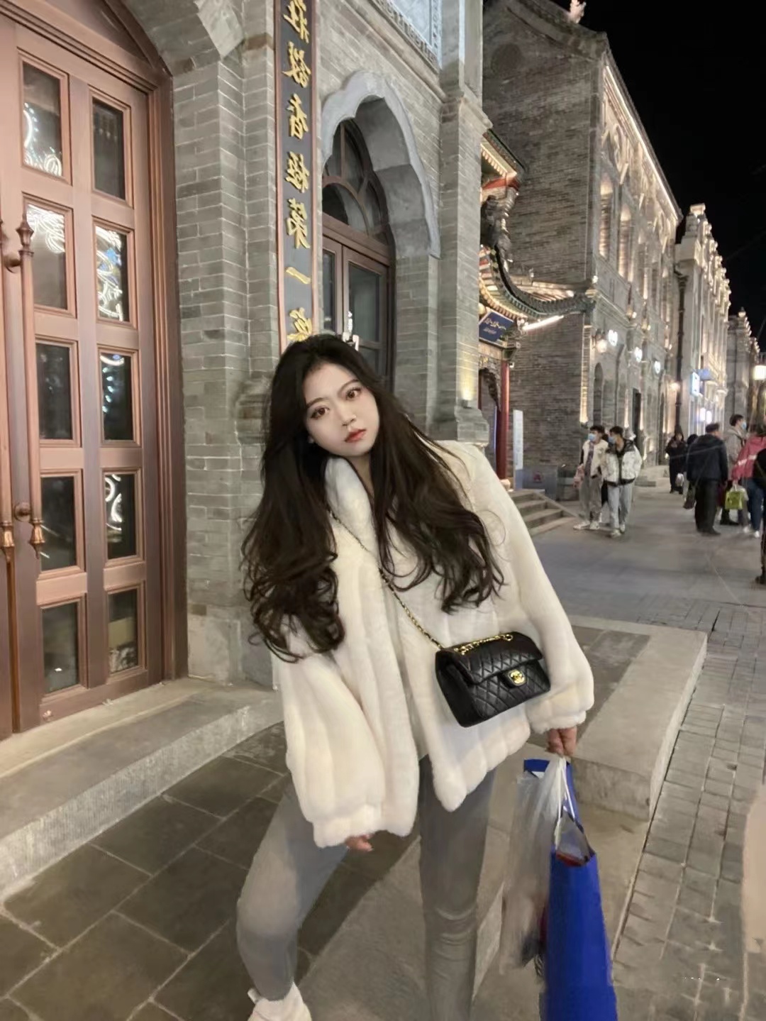 兔毛皮草不显臃肿,兔毛皮草背面硬了怎么办