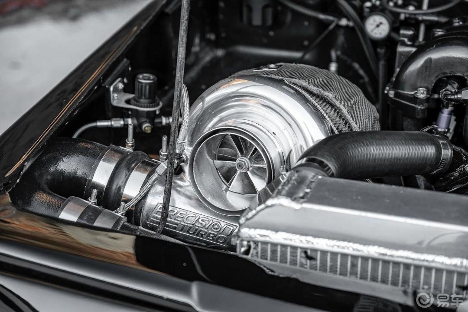 日本铃木吉姆尼一代,吉姆尼第二代samurai