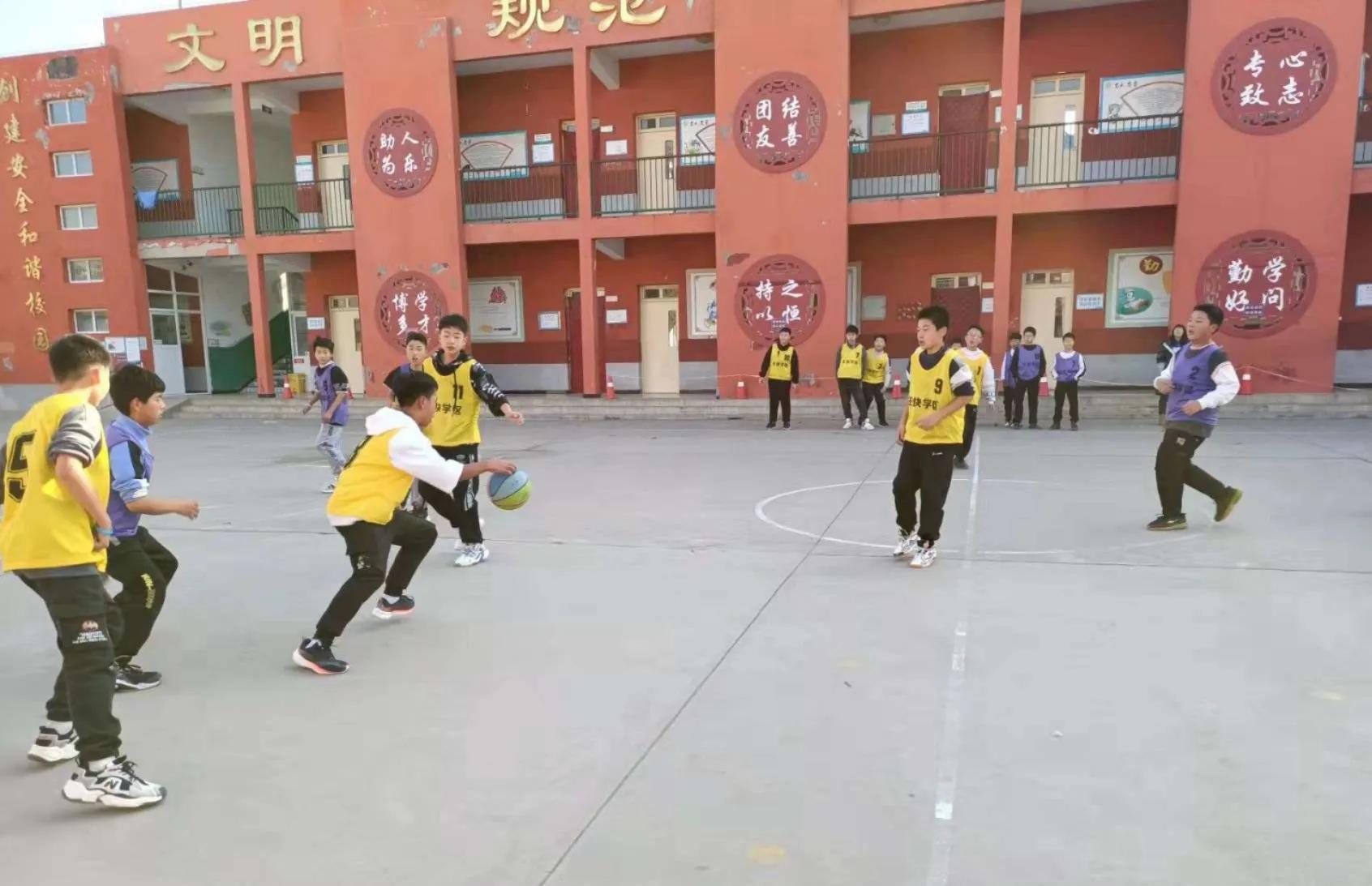 学生校内体育活动时间每天不少于,2023年学校体育活动类型