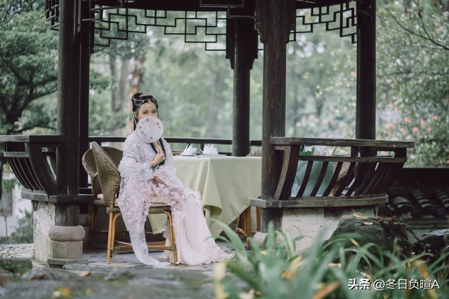 序文名篇26首，时光雕刻经典