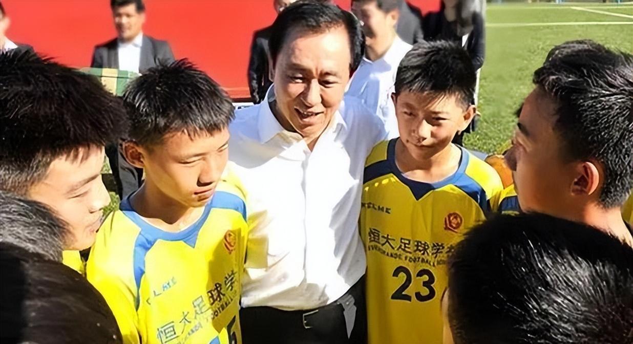 尘埃落定跟盖棺定论,尘埃落定董宇辉解读