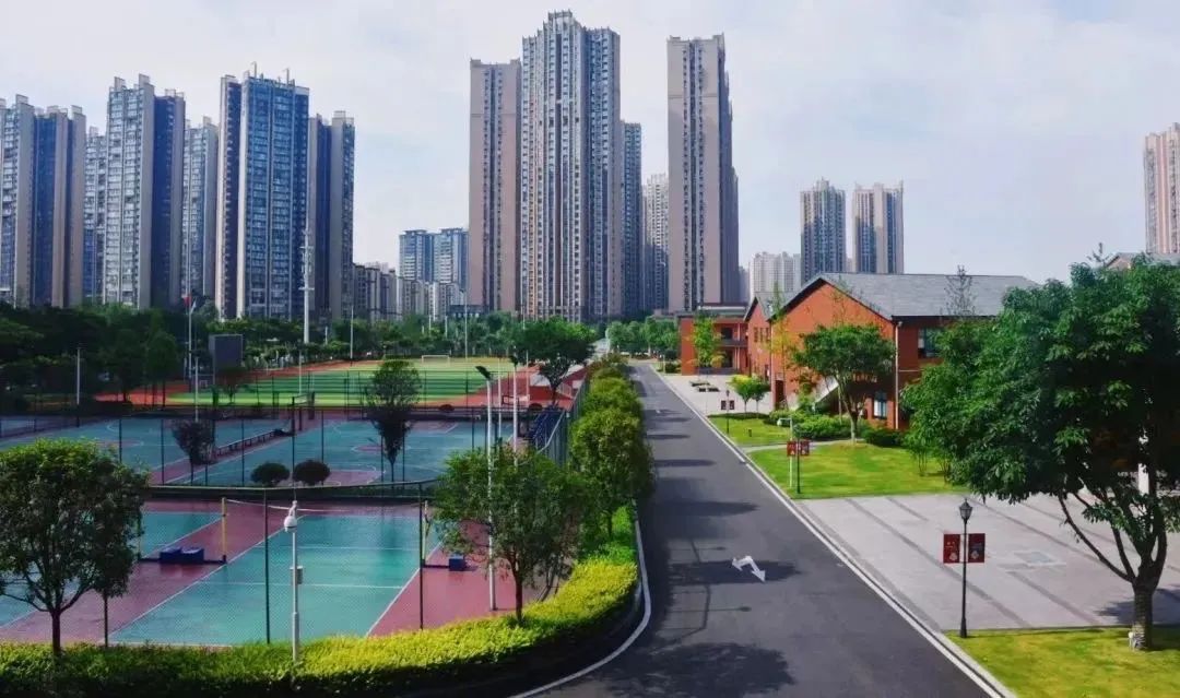 成都龙泉驿区学位预警学校,成都龙泉驿区学位预警