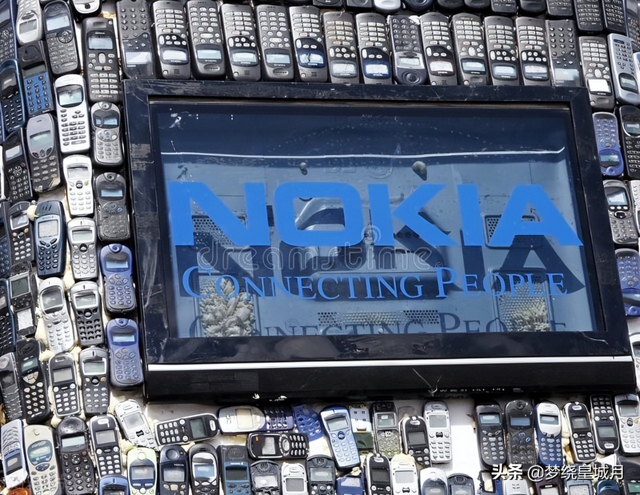 诺基亚的衰败说明了什么,诺基亚是怎么跌落神坛的