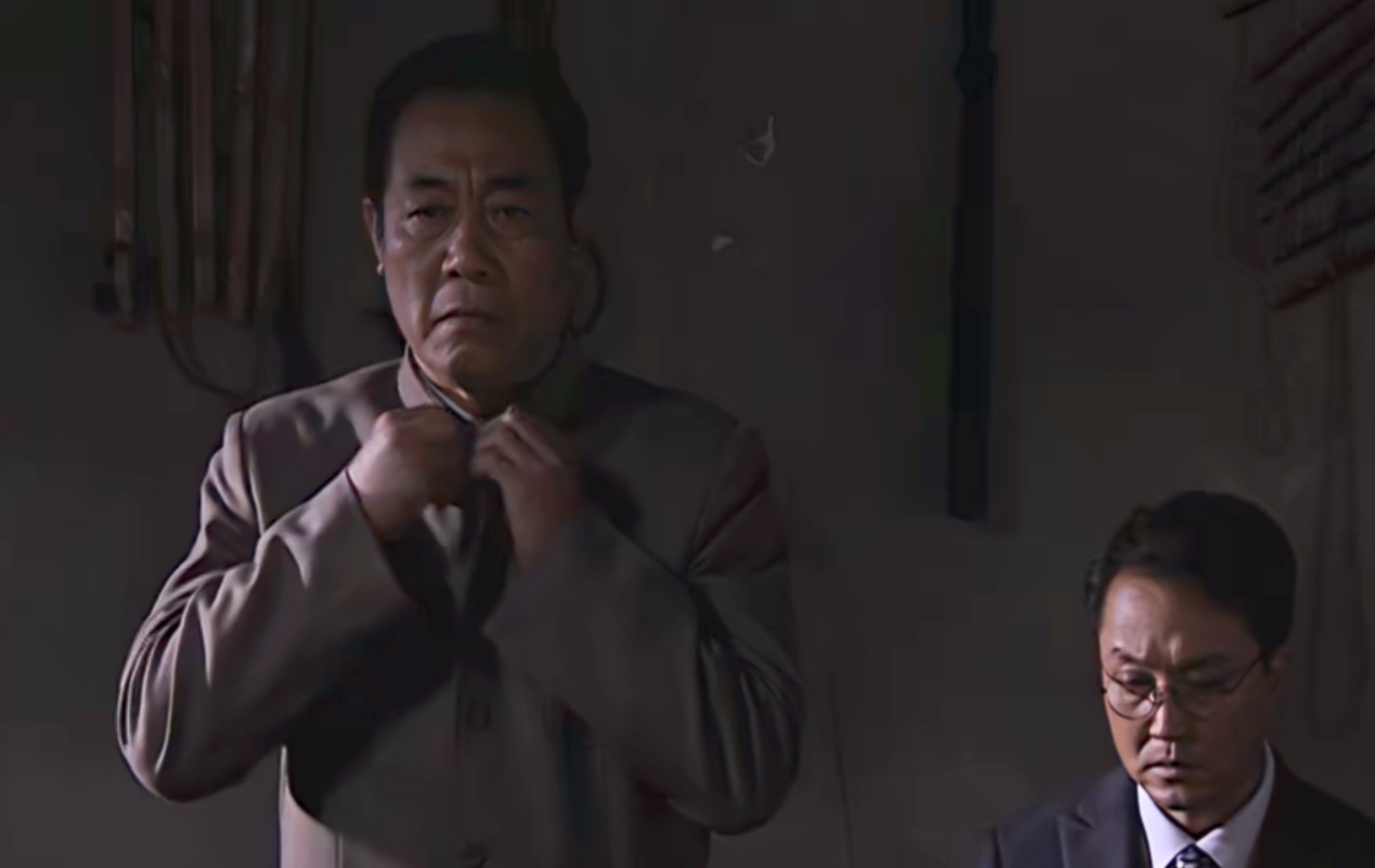 潜伏中吴敬中和余则成最后摊牌,潜伏吴敬中为啥要把余则成带走