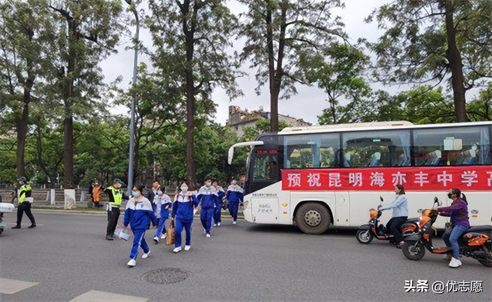 直击高考现场2018,直击高考第一现场助力高考