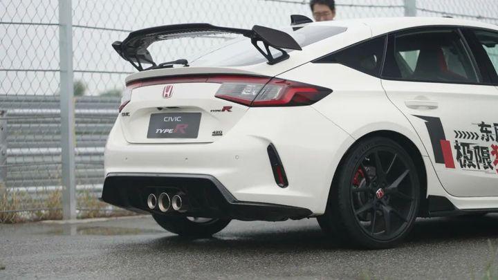 手动思域和type,思域typer百公里加速