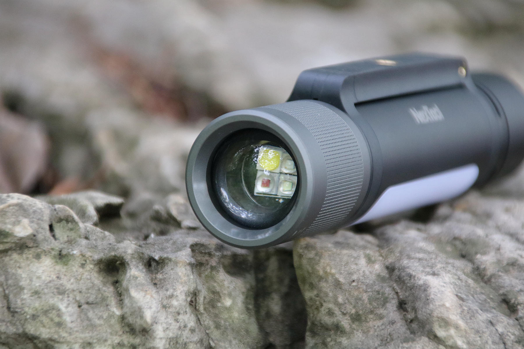 小米智能灯光功能,小米手机照明灯新功能