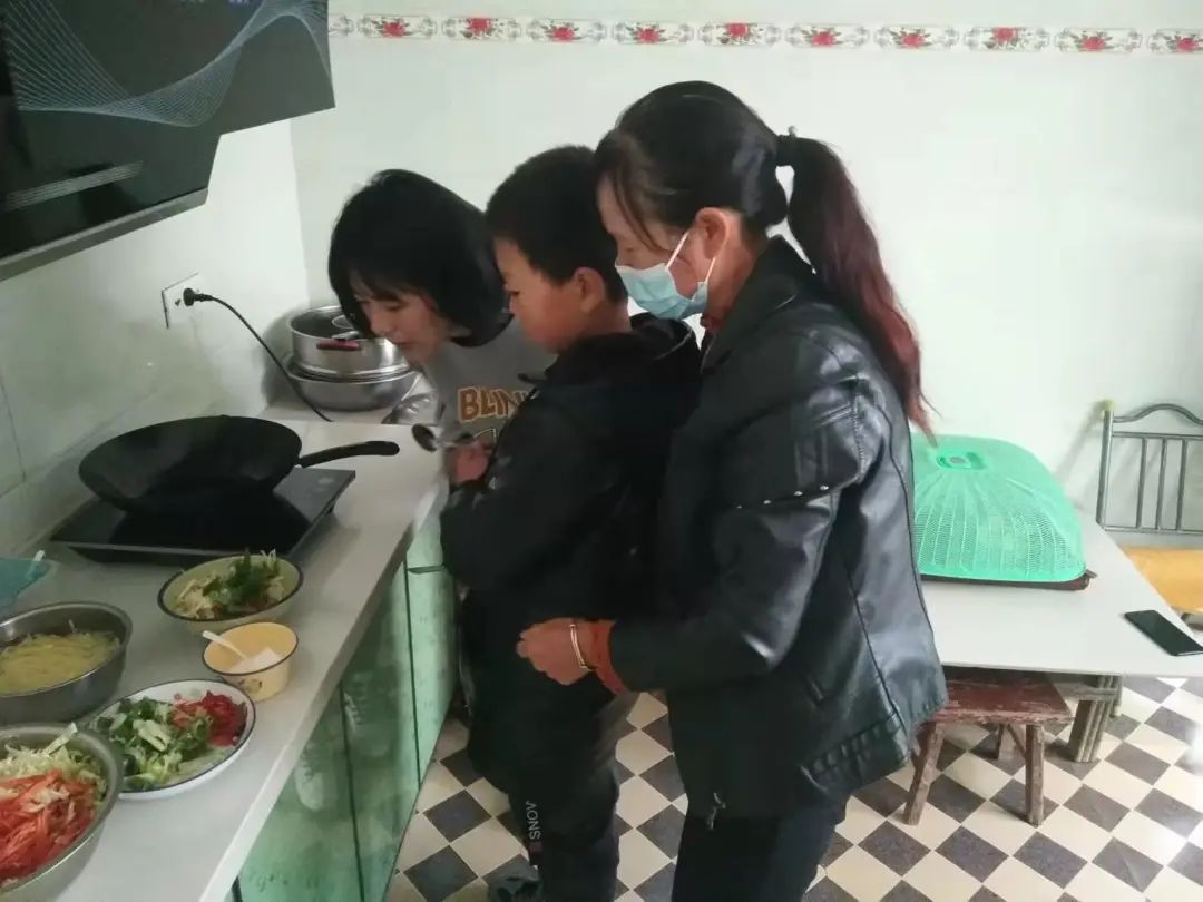 渭南白水许道小学校长刘永勤:让阅读之光照亮农村留守孩子的心