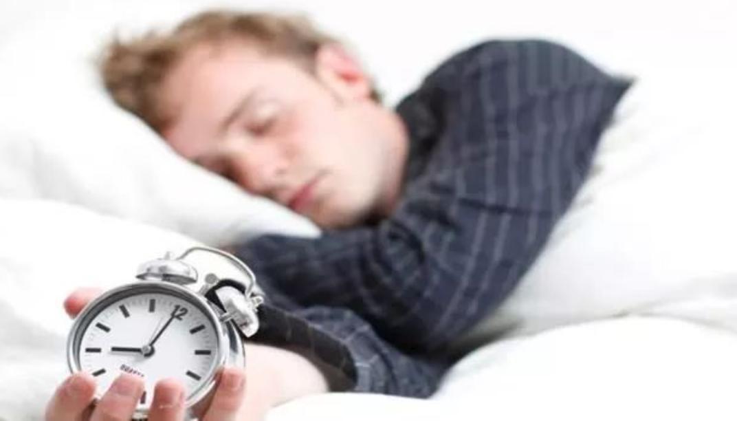 女性不长痘的脸上突然长痘了,脸上不长痘了说明不长了吗