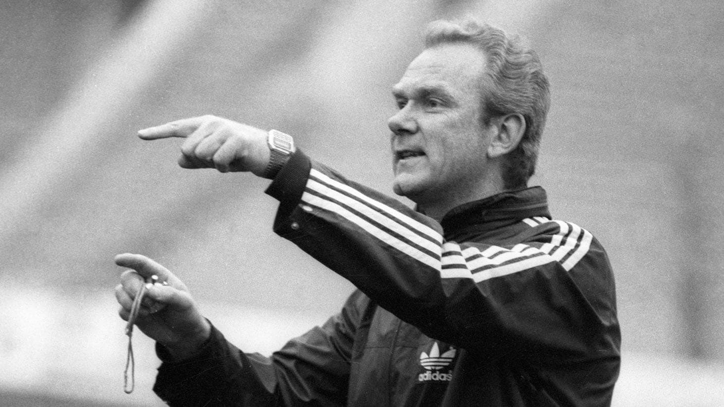 足坛历史上夺冠次数最多的教练,最伟大的足球教练温格