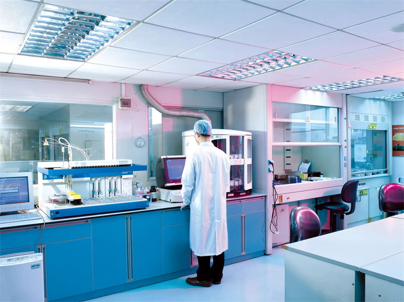 西安小伙发明隐身衣是真是假,西安小伙研制隐身衣是真的吗