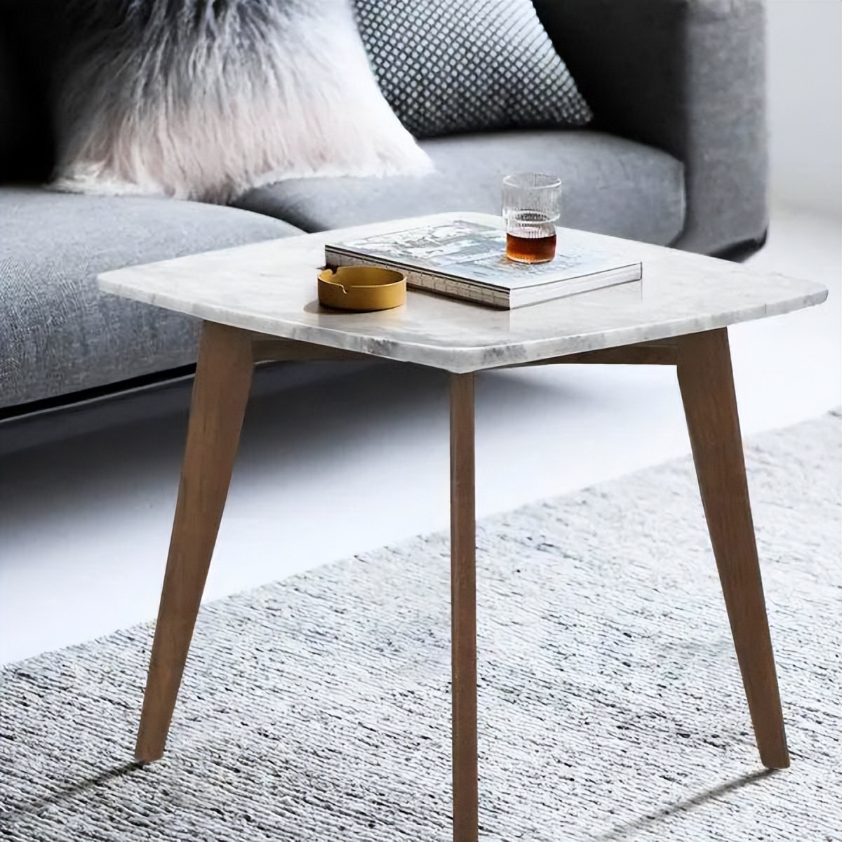 嚯!这满屏的白色边桌,兜住细节的高级感,引网友点赞!