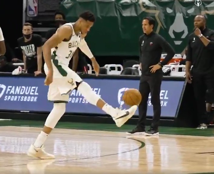 nba十大球星谁最厉害,nba球员有几名比较出名的