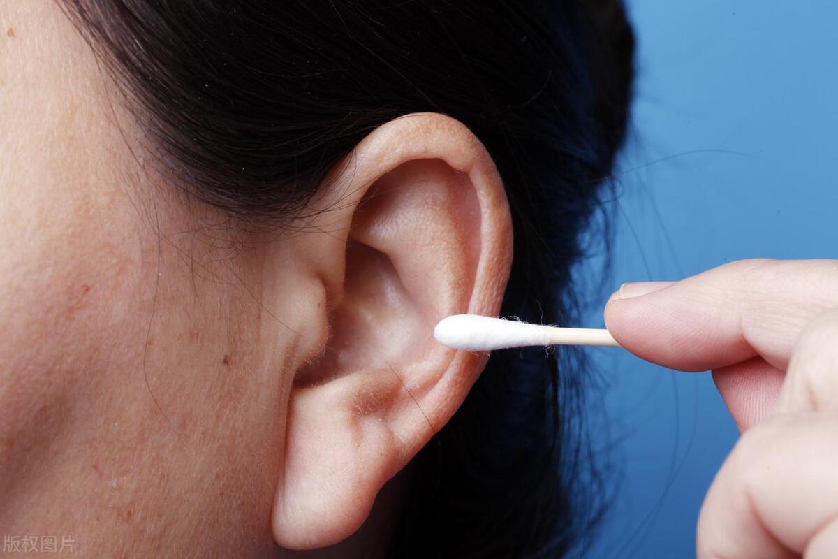 耳屎越掏越多生物学上叫什么现象,耳屎突然增多可能是四种疾病