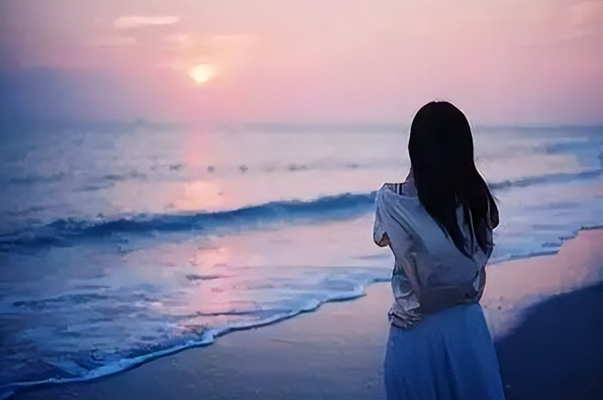 当女生说我好累怎么回复,当女生发她好累好累怎么回复